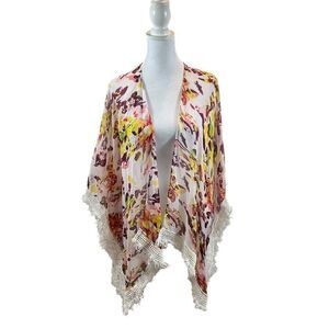Steve Madden White and Floral Fringe Kimono One Size Fits Most